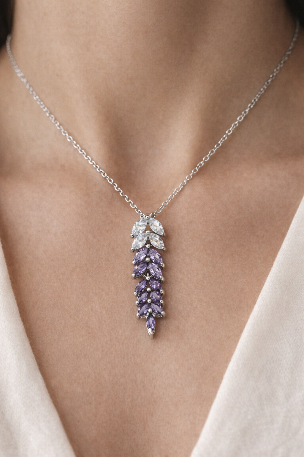 Tia Necklace